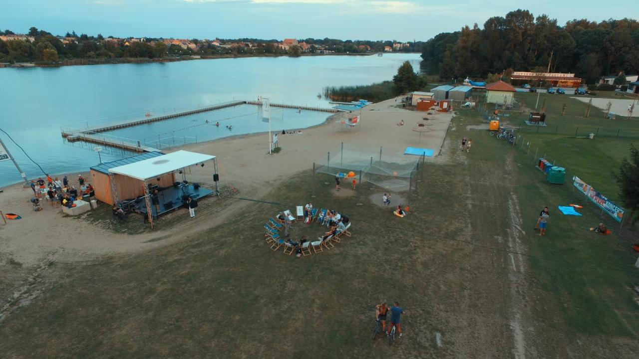 Camping Oaza Blonie Kornik Domki Standard - 3 Pokoje Exterior photo