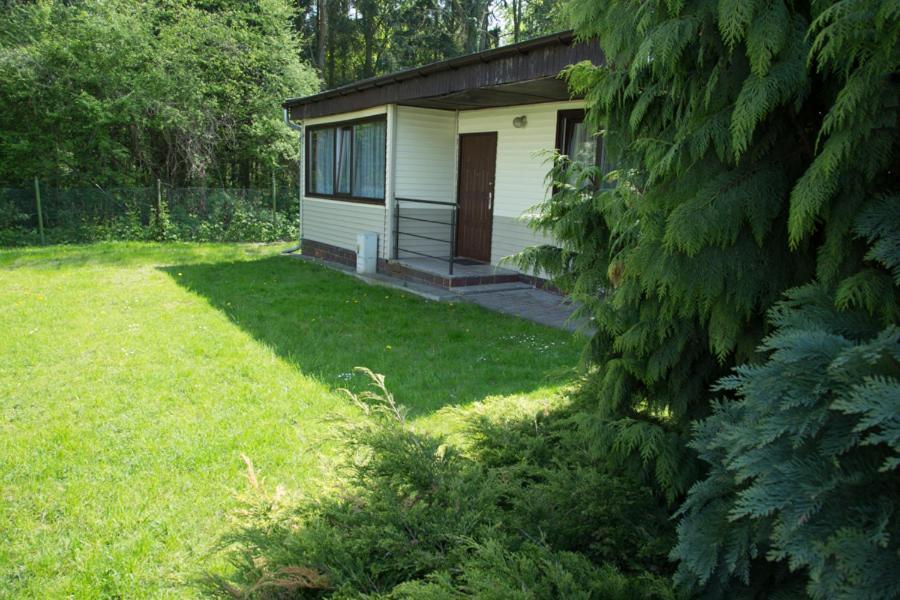Camping Oaza Blonie Kornik Domki Standard - 3 Pokoje Exterior photo